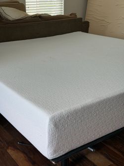 USED KING SIZE MEMORY FOAM COOL GEL MATTRESS ONLY