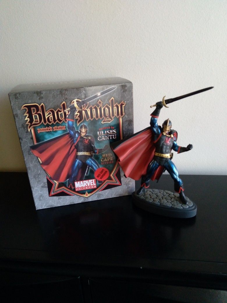 Bowen Designs Black Knight Statue (red cape)