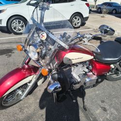 Motorcycle Honda Shadow 