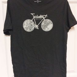 BANANA REPUBLIC t-shirt