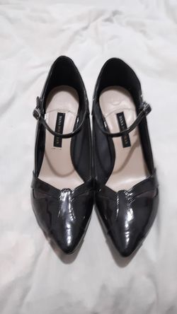 DANA BUCHMAN SIZE 9 1/2