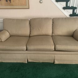 Thomasville Sofa  And Love Seat Set 