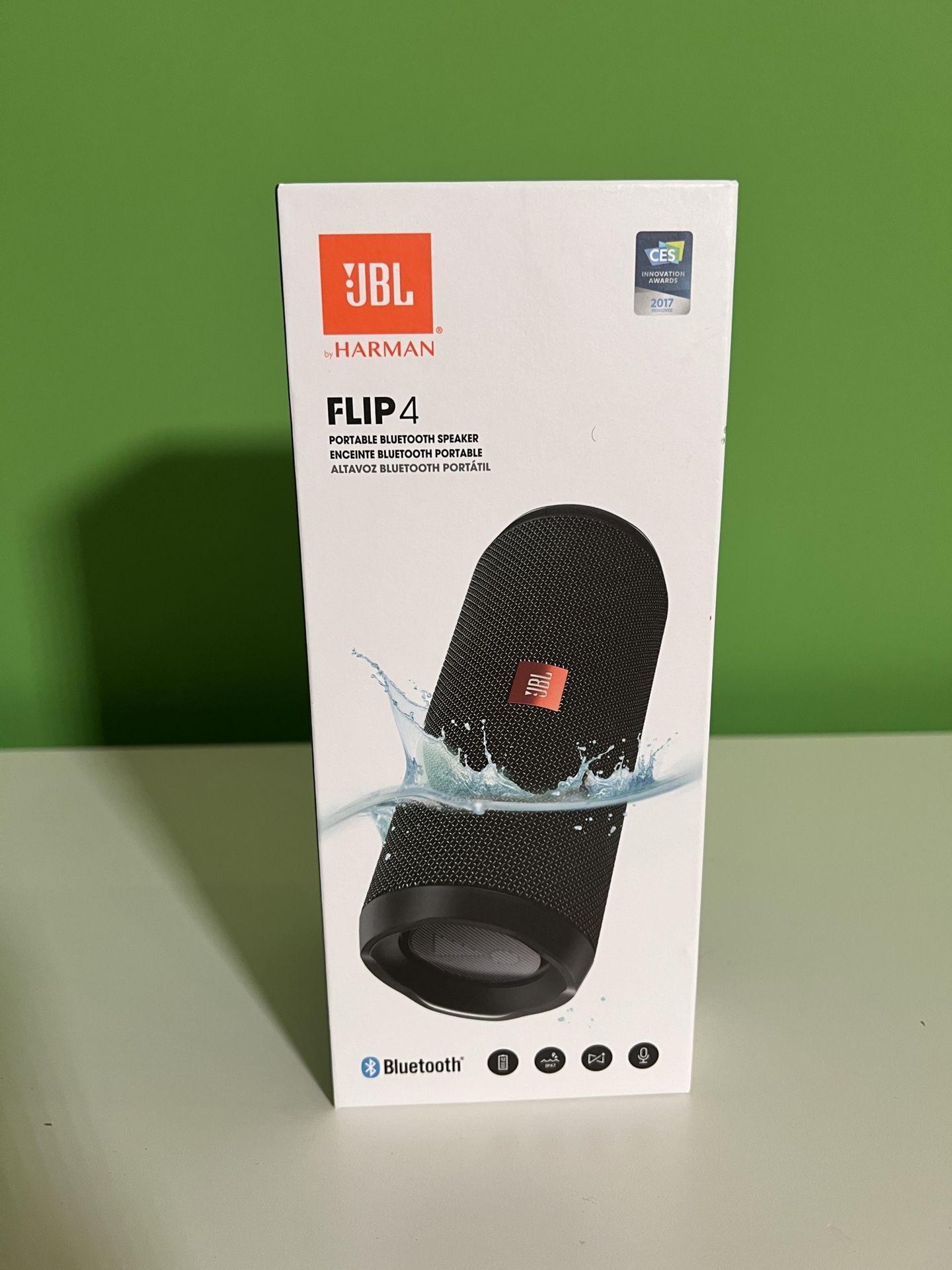 JBL Flip 4, Black Never Opened