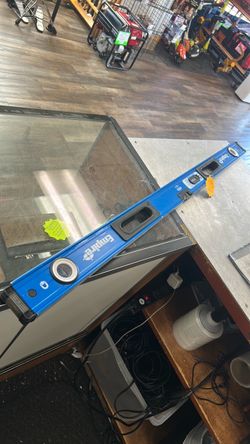 1003 EmpireEM95.48 48” Blue LED Aluminum Box Level 594546