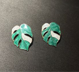 Monstera Albo Earrings