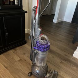 Dyson Animal Ball Vacuum