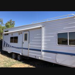 2003 26' Weekend Warrior Toy Hauler 