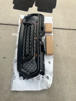 2019-Newer Ram 1500 Blacked Out Front Grill with Built In Lights