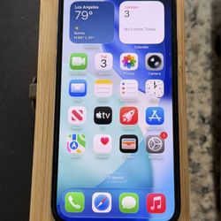 Apple iPhone 12 - 64GB - Black (UNLOCKED)