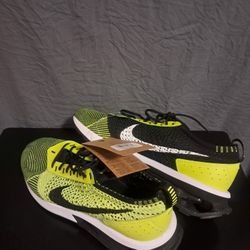 Nike Air Max Flyknit Racer 9.5m