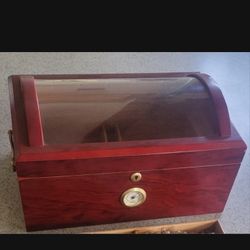 Cigar Humidor With Lock And Keys