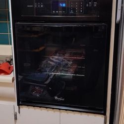 Whirlpool - Single Wall Oven 