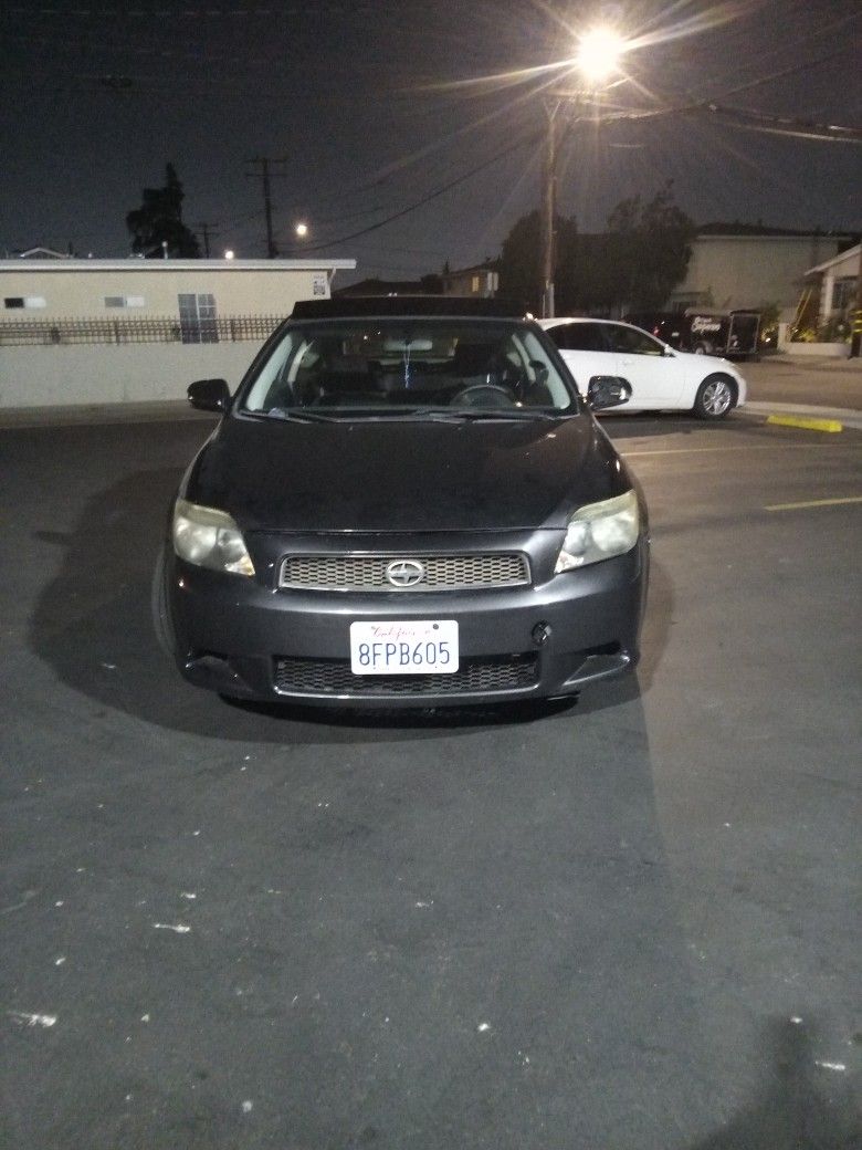 Toyota Scion TC  2007