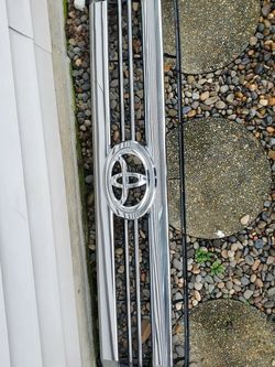 2014-2017 Toyota Tundra Grille Chrome