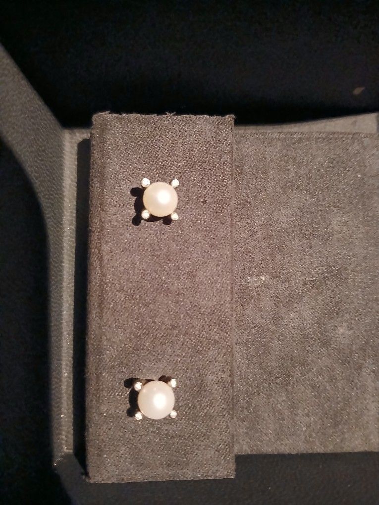 David Yurman Earrings Pearl W/small Diamonds