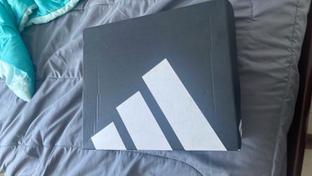 Adidas Shoe Box PURECHILL