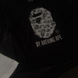 by Bathing Ape 