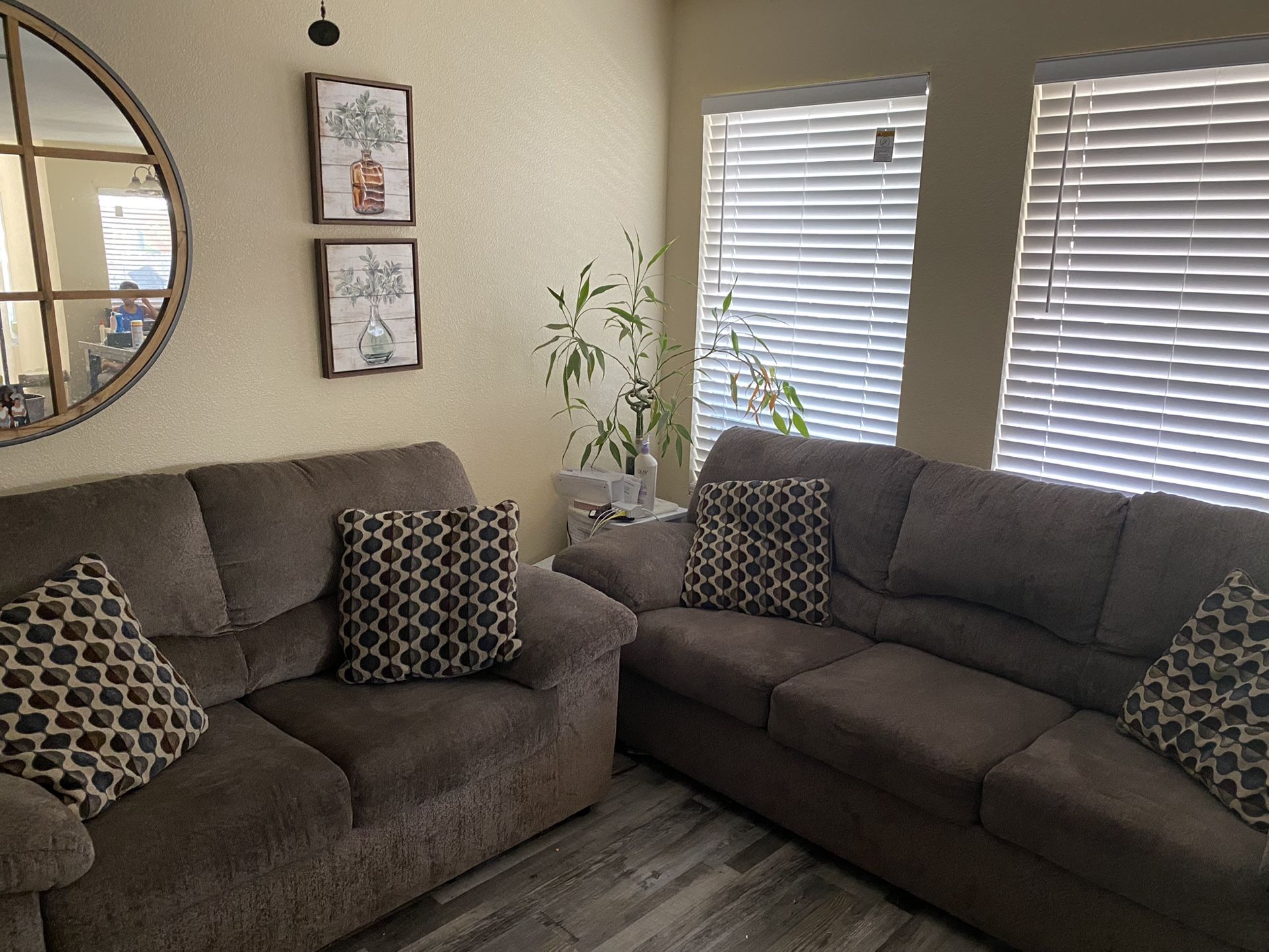 Sofa And Love Seat Brown In Good Condition Just Bought New Couches 