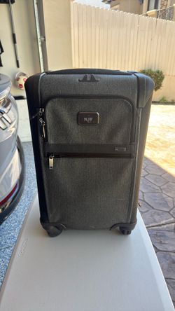 Tumi Alpha Carry on luggage  Grey Leather Autgentic