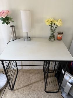 Compact Computer Desk with 2-Tier Side Storage Shelves (80x55 cm)