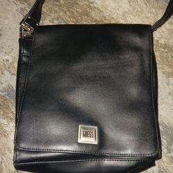 Guess Black Leather Crossbody Bag