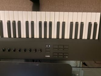 MIDI Keyboard komplete kontrol A61