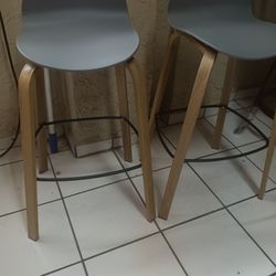 Set De 2 Bancos Nuevos $100