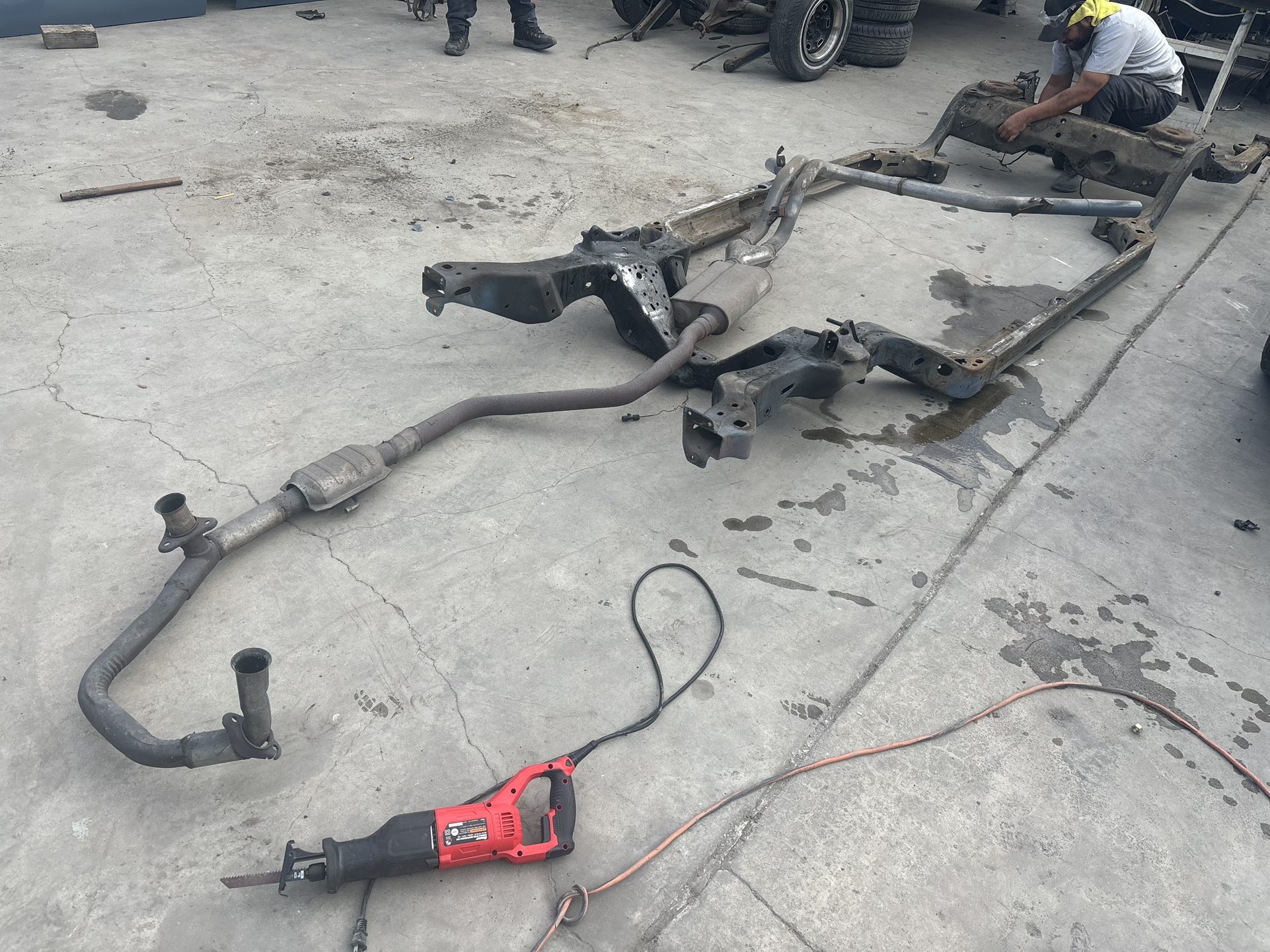 G Body Exhaust