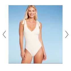 Women's Shade & Shore Off White One-Piece Swimsuit M