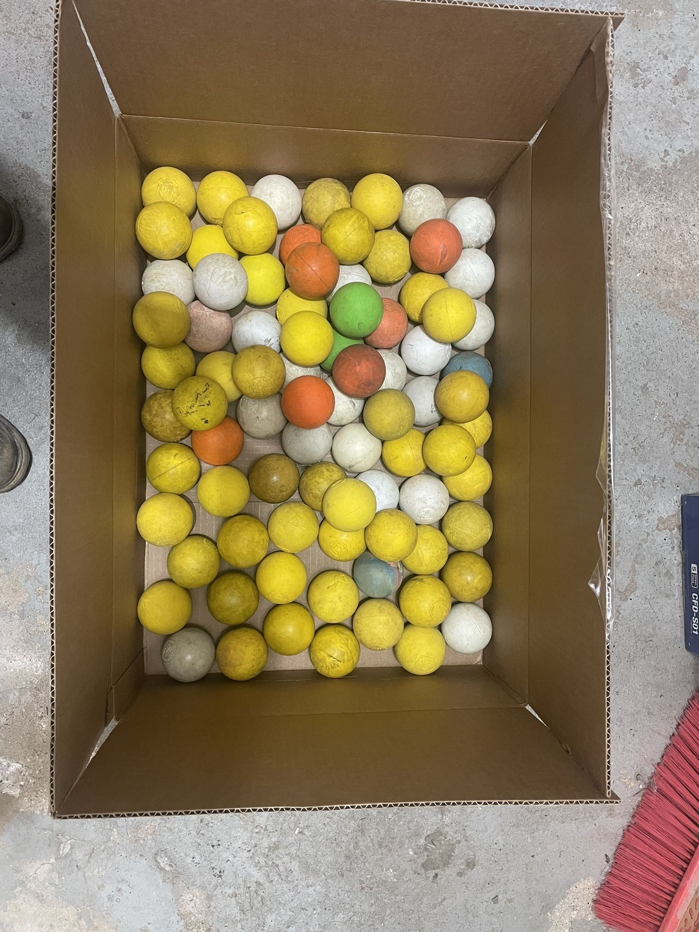 80+ used lacrosse balls