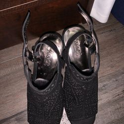 Carlos Santana Black Wedges