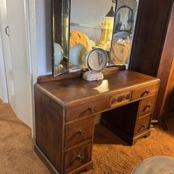 Antique Oak Vanity With Folding Triple Mirror