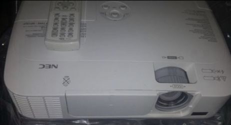 NEC NP-ME301X - Portable XGA LCD Projector - 3000 lumens (w/ Portable Screen)