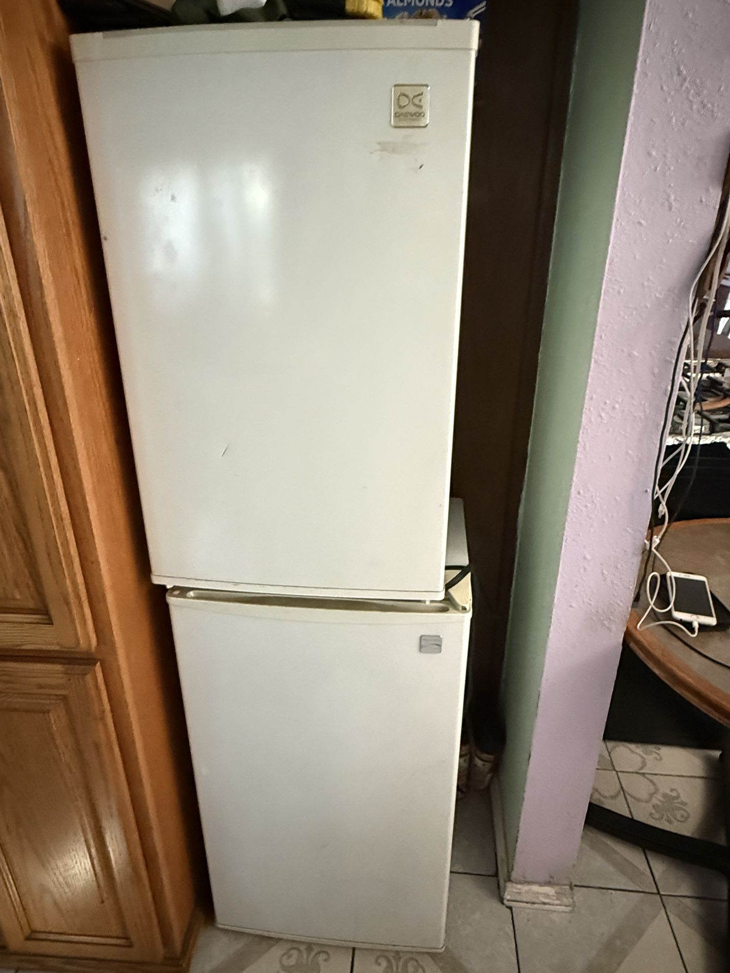 Mini Fridge kenmore/ Daewoo