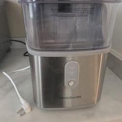 Ice Maker 