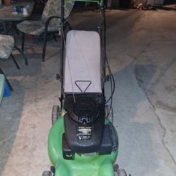 Self-propelled Lawn Mower