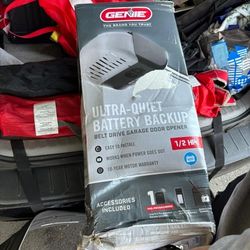 Genie 1/2 HPc Belt drive Garage Door Opener