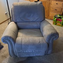 Gray Rocker Recliner 