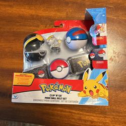 Pokemon Jangmo-o with Great Ball & Luxury Ball Clip 'N' Go Poke Ball Belt Set