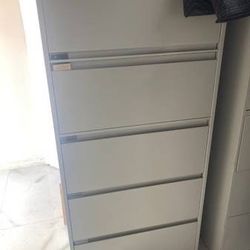 Wesko Retractable Five Drawer Lateral File Cabinet 