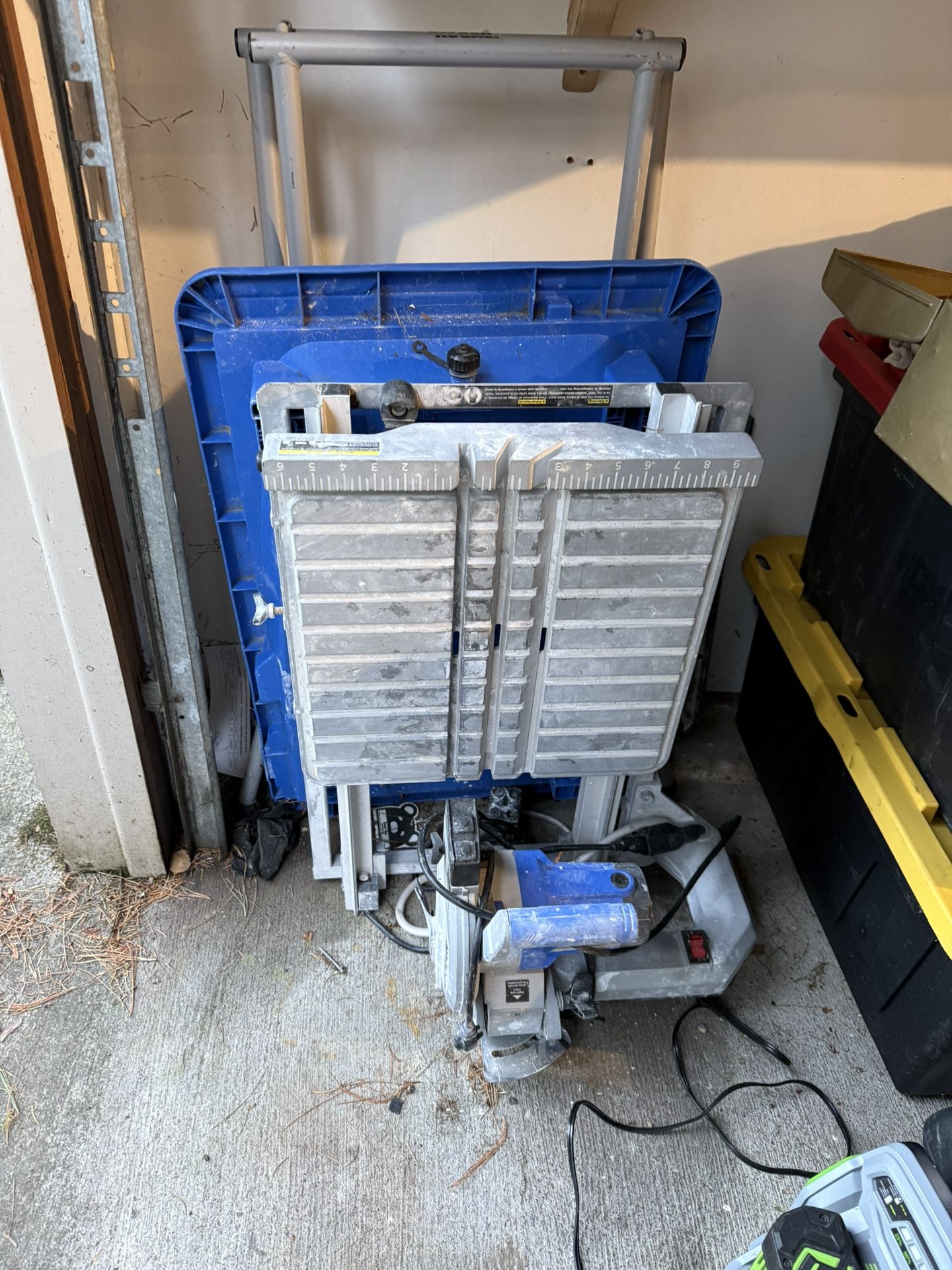 Kobalt 7” blade 9amp sliding table tile saw with stand