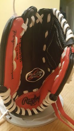 Kids baseball glove size small