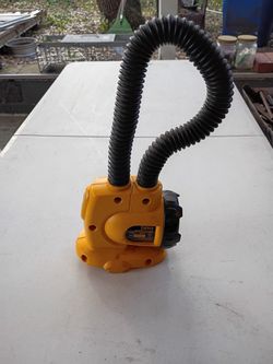 DEWALT 18 VOLT DW919RECHARGEABLE LIGHT 