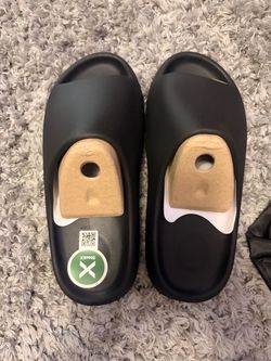 Black Adidas Yezzy Slides