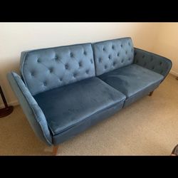 Sleeper Sofa!!! Pick up only.