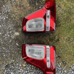 2016 To 2019 Ford Explorer, Like New Rear Taillights, Mint Condition, Only Asking $150 Firm