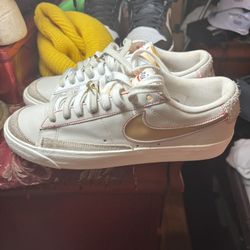 Nike Blazer Low '77 Premium