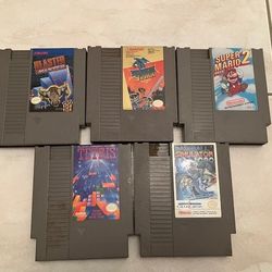 Large Collection Of Vintage Nintendo NES Game Cartridges