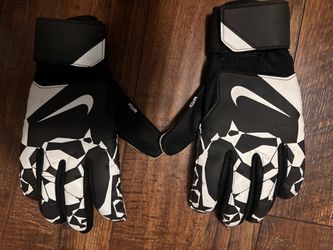 Nike Match Goalkeeper Gloves