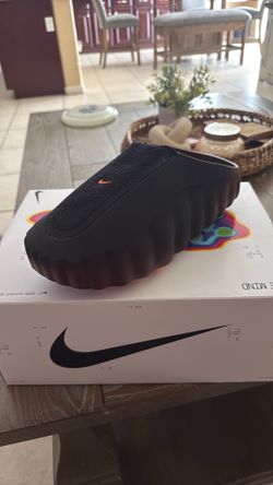 Nike Mind Eclipse
